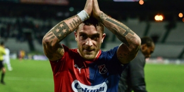 Él es Adrián Arregui