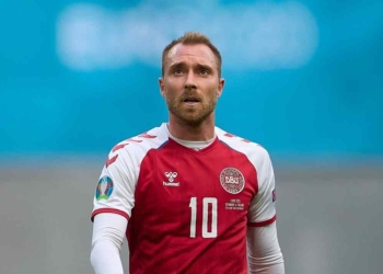 La UEFA y una invitación para Eriksen y su esposa en la Eurocopa
