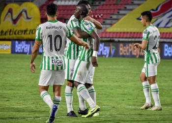 Atlético Nacional: dos defensores centrales, cerca de salir