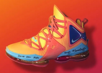 Nike presenta las zapatillas LeBron James, que se usaron en Space Jam 2
