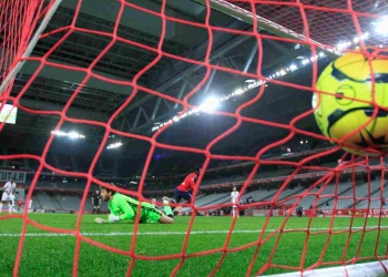 ¿Por qué la Ligue 1 pasa de 20 a 18 clubes?