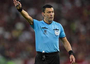 ¿Cómo le ha ido al árbitro Roberto Tobar pitando otros Colombia vs. Argentina del pasado?
