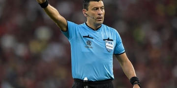 ¿Cómo le ha ido al árbitro Roberto Tobar pitando otros Colombia vs. Argentina del pasado?