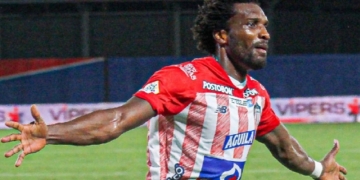 Junior y los dos jugadores que espera renovar