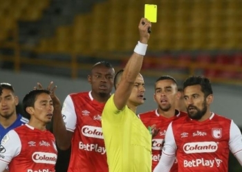 Hinchas de Santa Fe volvieron a arremeter contra Andrés Pérez tras paso de Millonarios a la final