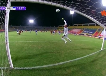 ¡Al travesaño! Juan Pablo Nieto asustó a Millonarios y por poco grita el primer gol