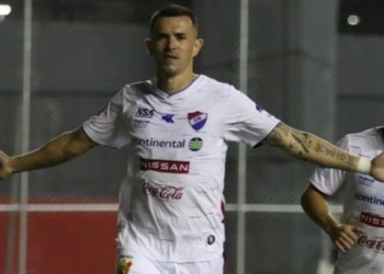 ¡Es goleador! Se conoció el nombre del delantero extranjero que quiere Santa Fe