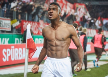 Jhon Córdoba tuvo un drástico cambio de equipo en el fútbol europeo; pasó del Hertha Berlín de Alemania al Krasnodar, de Rusia. 