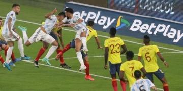 La confianza argentina ya empezó a jugar el partido: "El martes hay café", titulan los medios