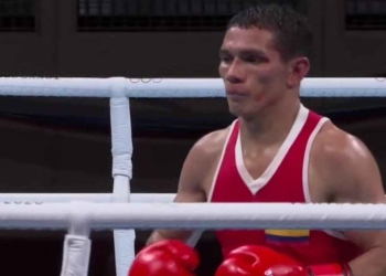 Céiber Ávila, a cuartos de final en boxeo peso pluma