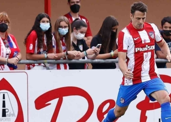 El detalle que tendría a Santiago Arias con un pie afuera del Atlético de Madrid