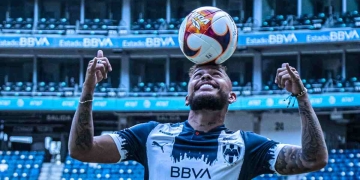 Duván Vergara en su presentación en Monterrey La presión es pa' los frijoles