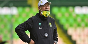 El entrenador del León Ariel Holan no descarta salidas o llegadas al equipo luego de la Copa América