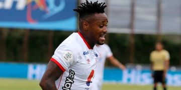 Gustavo Torres se tardó 30 minutos en hacer su primer doblete con América