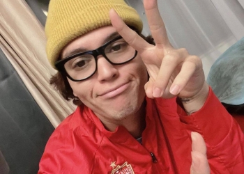 Fútbol, rap, amigos y videos de humor: así pasa sus vacaciones Juanfer Quintero en Medellín