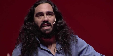 Juan Pablo Sorín estrena look sin barba