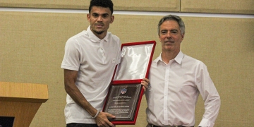 No paran los homenajes para Luis Díaz. Junior se unió para conmemorar al crack