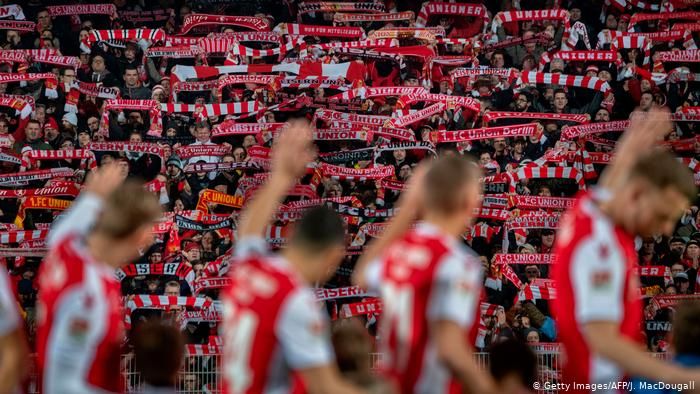 La Bundesliga permitirá la presencia de público en los estadios