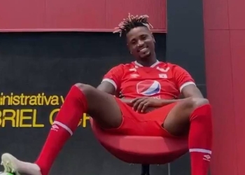 Oficial América de Cali le dio la bienvenida a Gustavo Torres