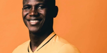 La presentación de Yerson Mosquera en Wolverhampton