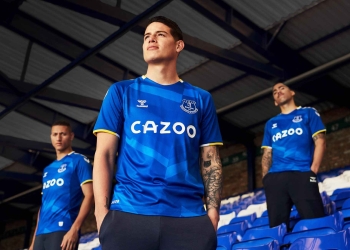 Nueva camiseta Hummel del Everton 21/22