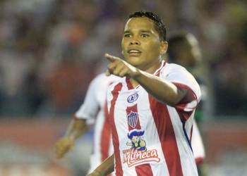 Junior: Martínez Borja, listo. ¿Y Carlos Bacca?