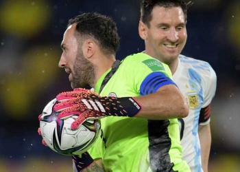Todos los duelos entre David Ospina y Lionel Messi. ¿Quién va ganando?