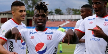 Déinner Quiñones en 2 partidos con América: 2 premios, un golazo y 3 asistencias