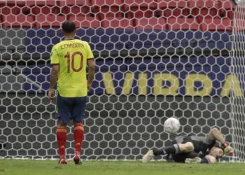 "Nos vemos, gordito" ¡Así se burlaron los argentinos de Edwin Cardona tras penal errado!