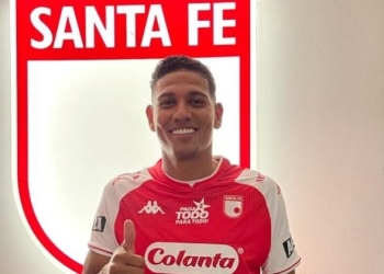 Alexander Mejía: "Estoy feliz por llegar a Santa Fe. Quiero pelear títulos"