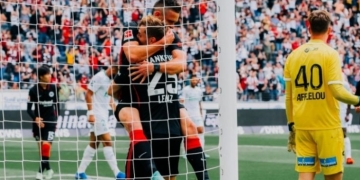Primer gol de Rafael Santos Borré con el Eintracht Frankfurt