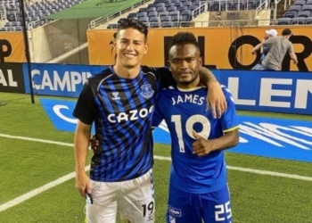 James Rodríguez y el intercambio de camiseta en el amistoso ante Millonarios