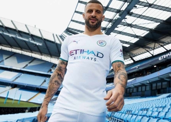PUMA y Manchester City presentan nuevo uniforme