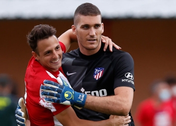 ¡Volvió a jugar Santiago Arias! E hizo un gol de penalti
