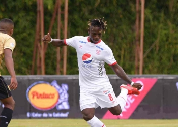 ¿Apresurada decisión en América de Cali con Deinner Quiñones