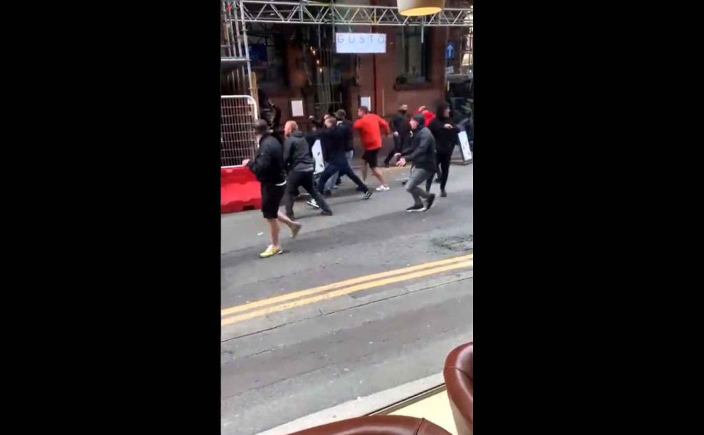 Bárbaros y violentos en el arranque de la Premier League