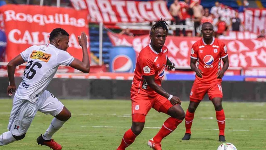 Deinner Quiñones Debemos mejorar en la definición y su no llamado a la Selección