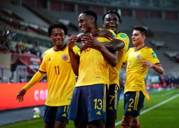 Duván Zapata, Selección Colombia, Eliminatorias al Mundial de Fútbol Qatar 2022, lesión