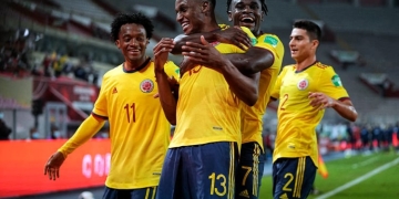 Duván Zapata, Selección Colombia, Eliminatorias al Mundial de Fútbol Qatar 2022, lesión