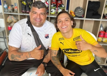 Juanfer Quintero: de amores con los ídolos del DIM durante sus vacaciones