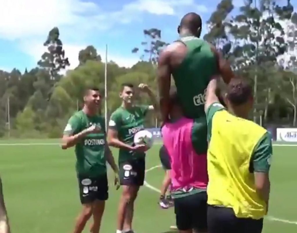 VIDEO: Así felicitaron en Nacional a los convocados a morfociclo de Selección Colombia