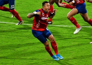 Él es Leonardo Castro