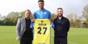 Mide más de dos metros y sería refuerzo del Manchester City