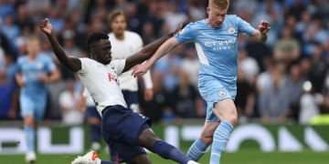 Novedad con Dávinson Sánchez en el Tottenham Hotspur