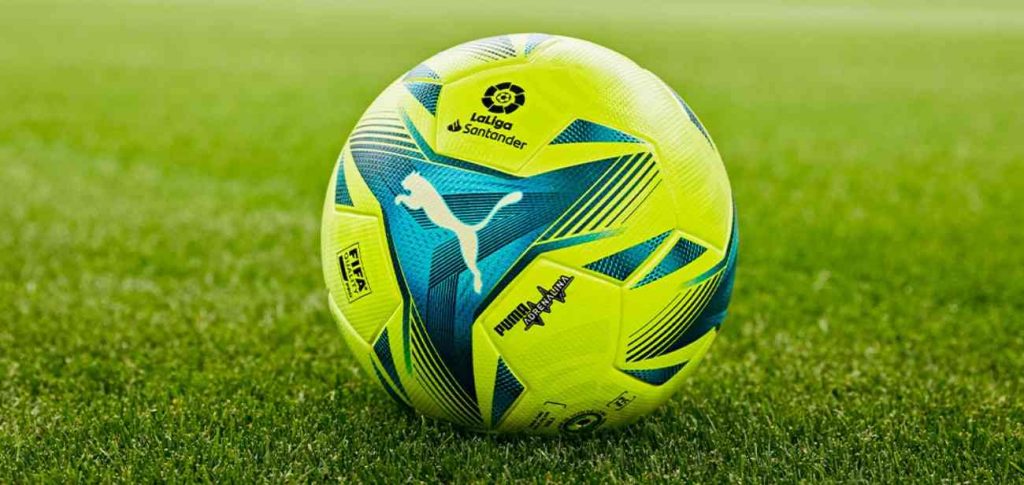 PUMA presenta el segundo balón oficial de LaLiga, temporada 21/22