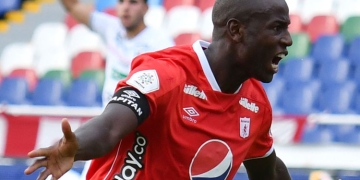El puesto de Adrián Ramos entre los goleadores históricos de América y a cuánto está del primero