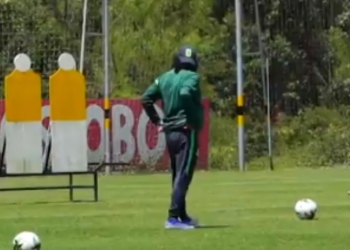 Golazo de René Higuita en entrenamiento de Atlético Nacional