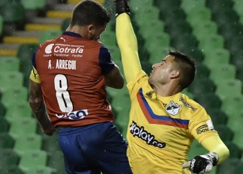Deportivo Cali: ¿Le pasa algo a Guillermo de Amores?