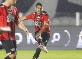 ¡Golazo de Daniel Bocanegra en la Copa Sudamericana!