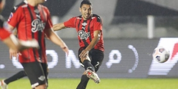 ¡Golazo de Daniel Bocanegra en la Copa Sudamericana!